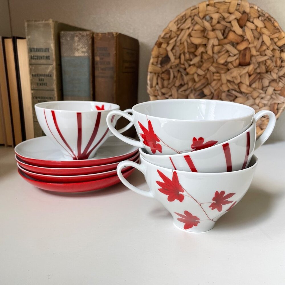 Mikasa Pure Red Flat Cup and Saucer Set Service for Four Porcelain SL 134